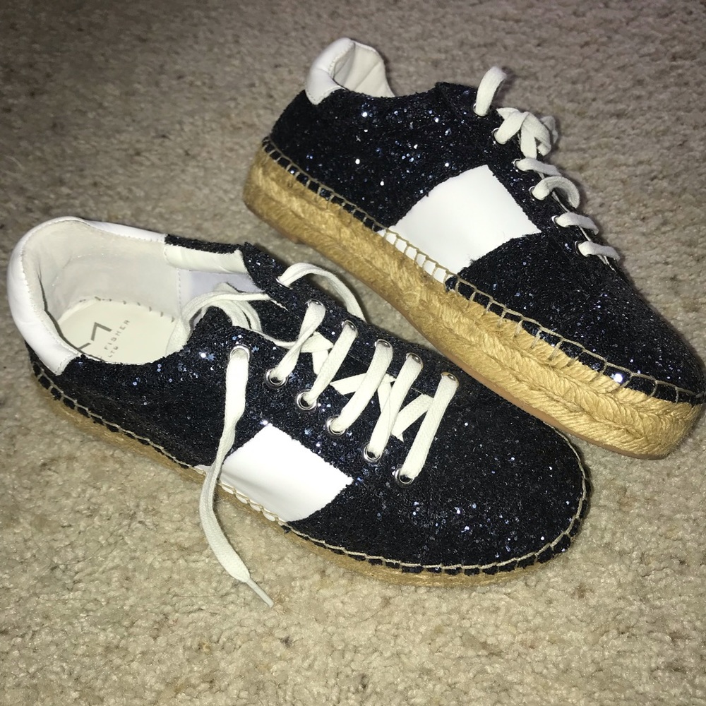 Marc Fisher LTD shoes